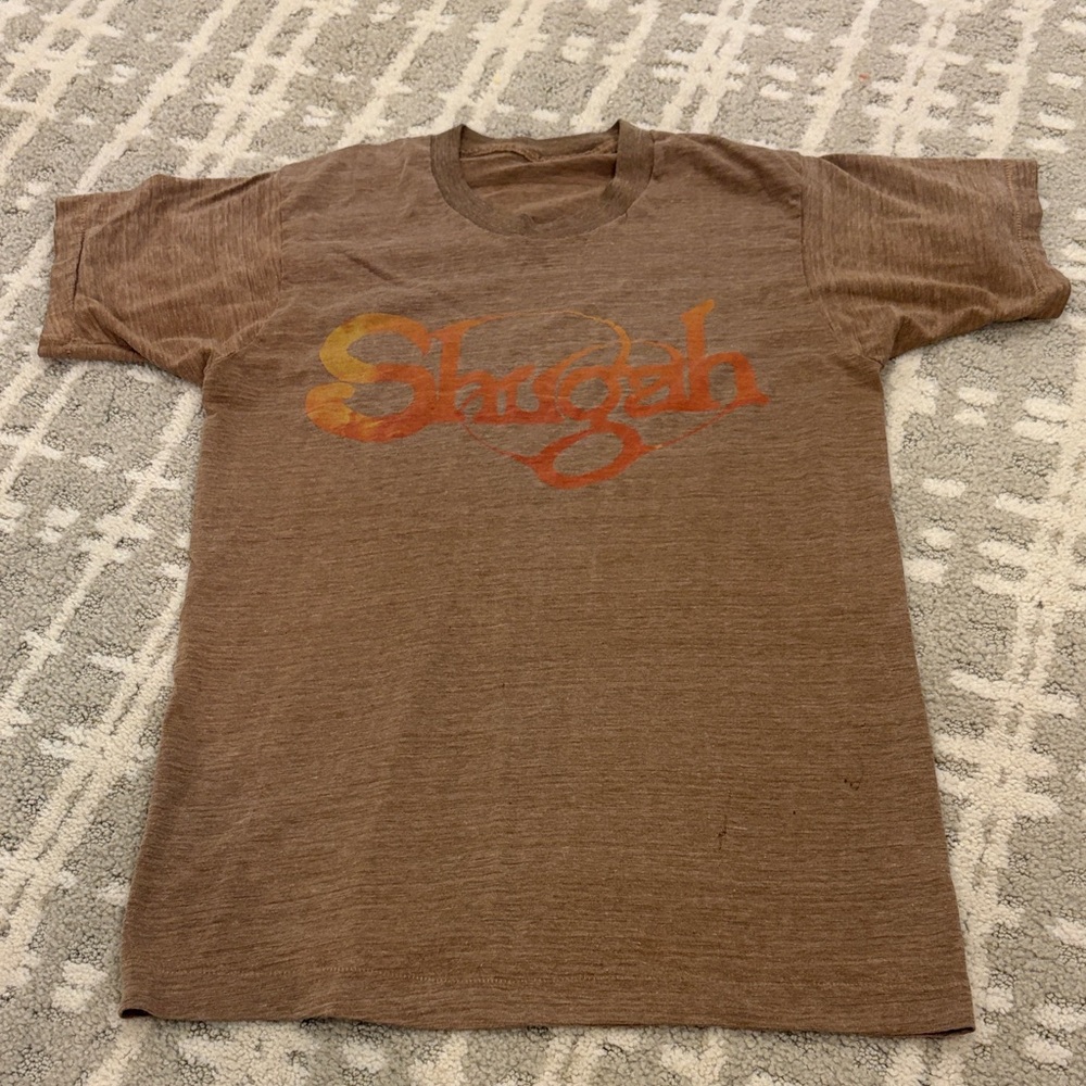 Vintage Ultrasoft Shirt fits women’s small/medium